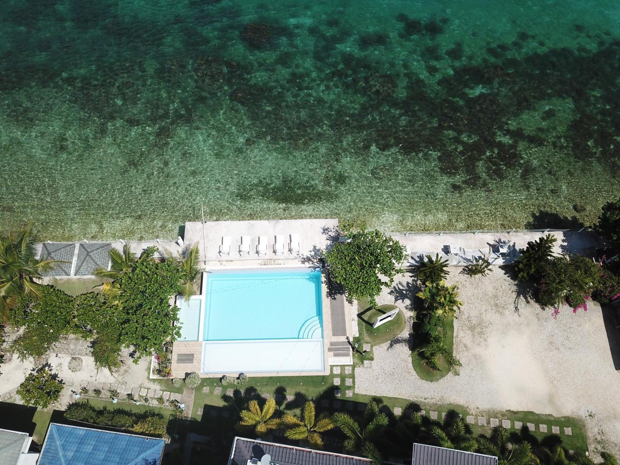 Seascape Beach Resort Ослоб Экстерьер фото