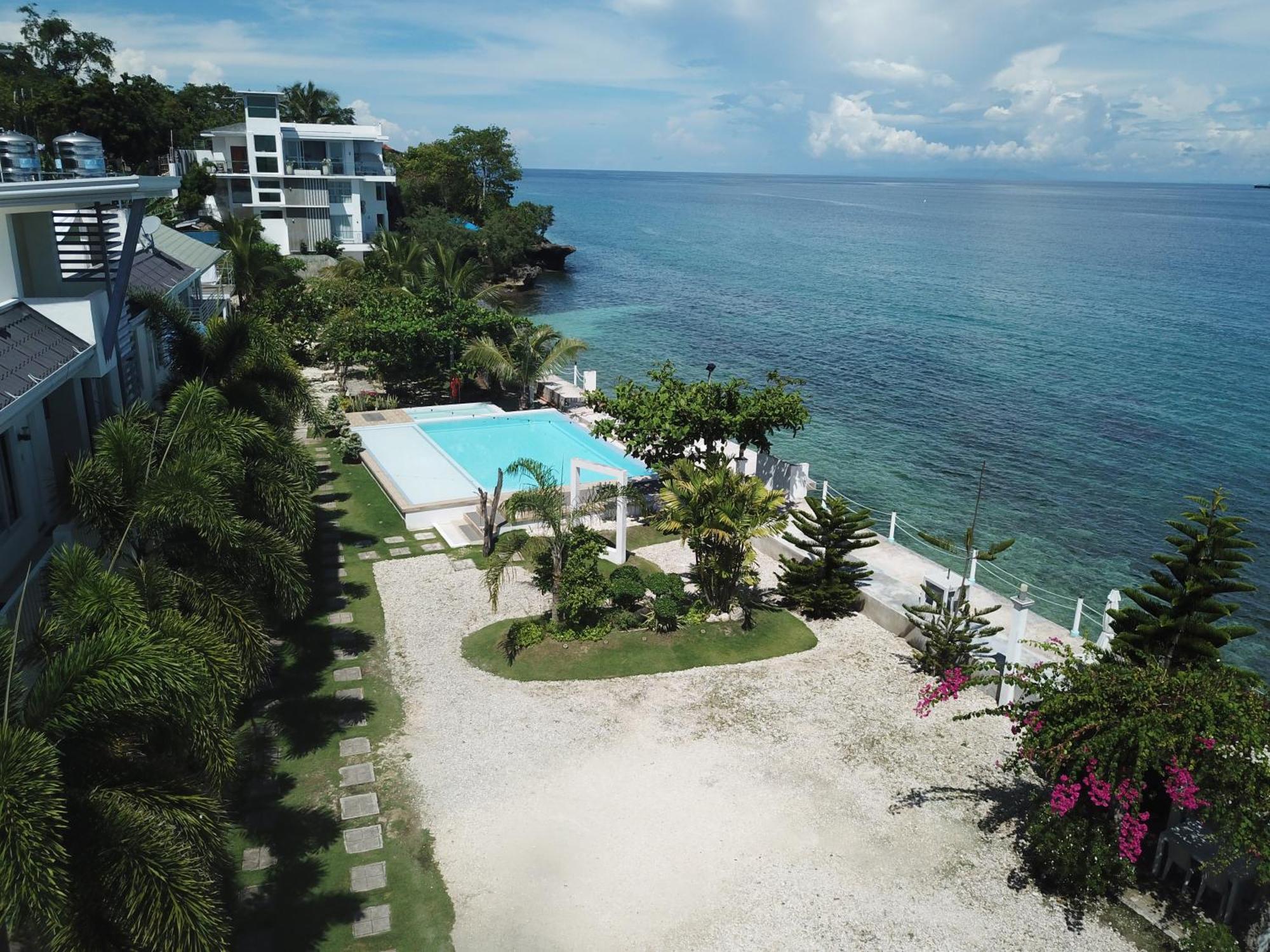Seascape Beach Resort Ослоб Экстерьер фото