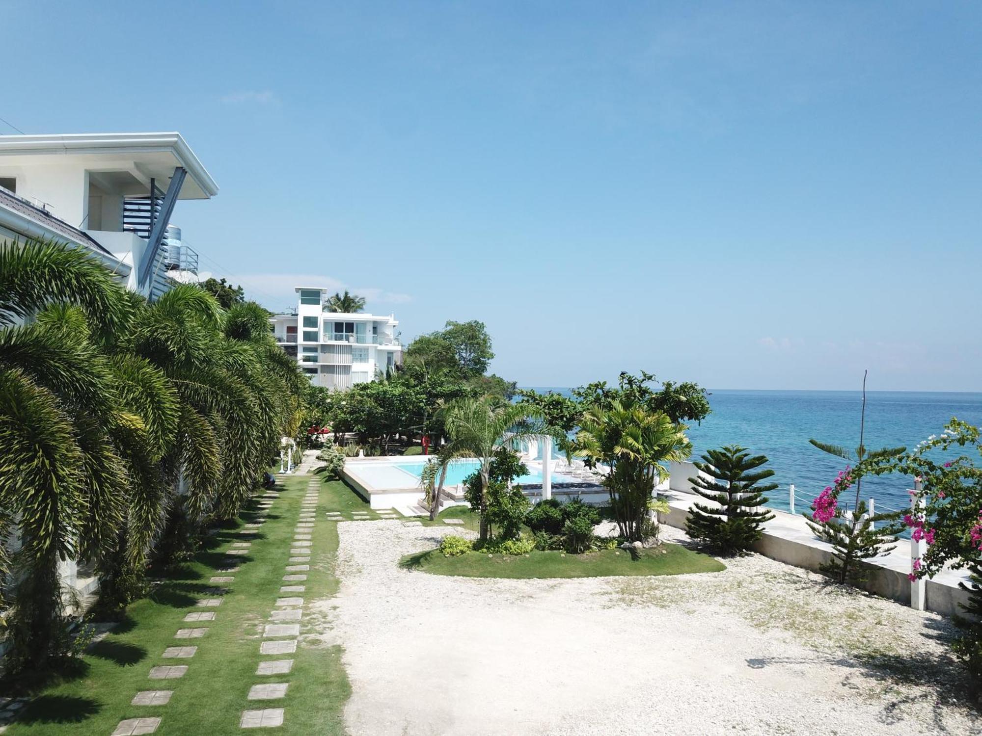 Seascape Beach Resort Ослоб Экстерьер фото
